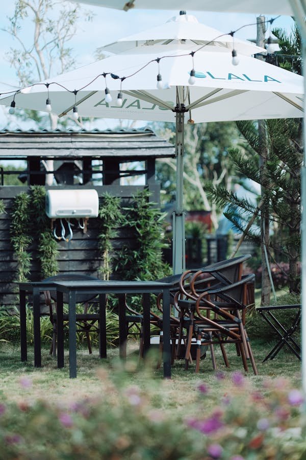 Louer des parasols pour des fêtes d'entreprise stylées